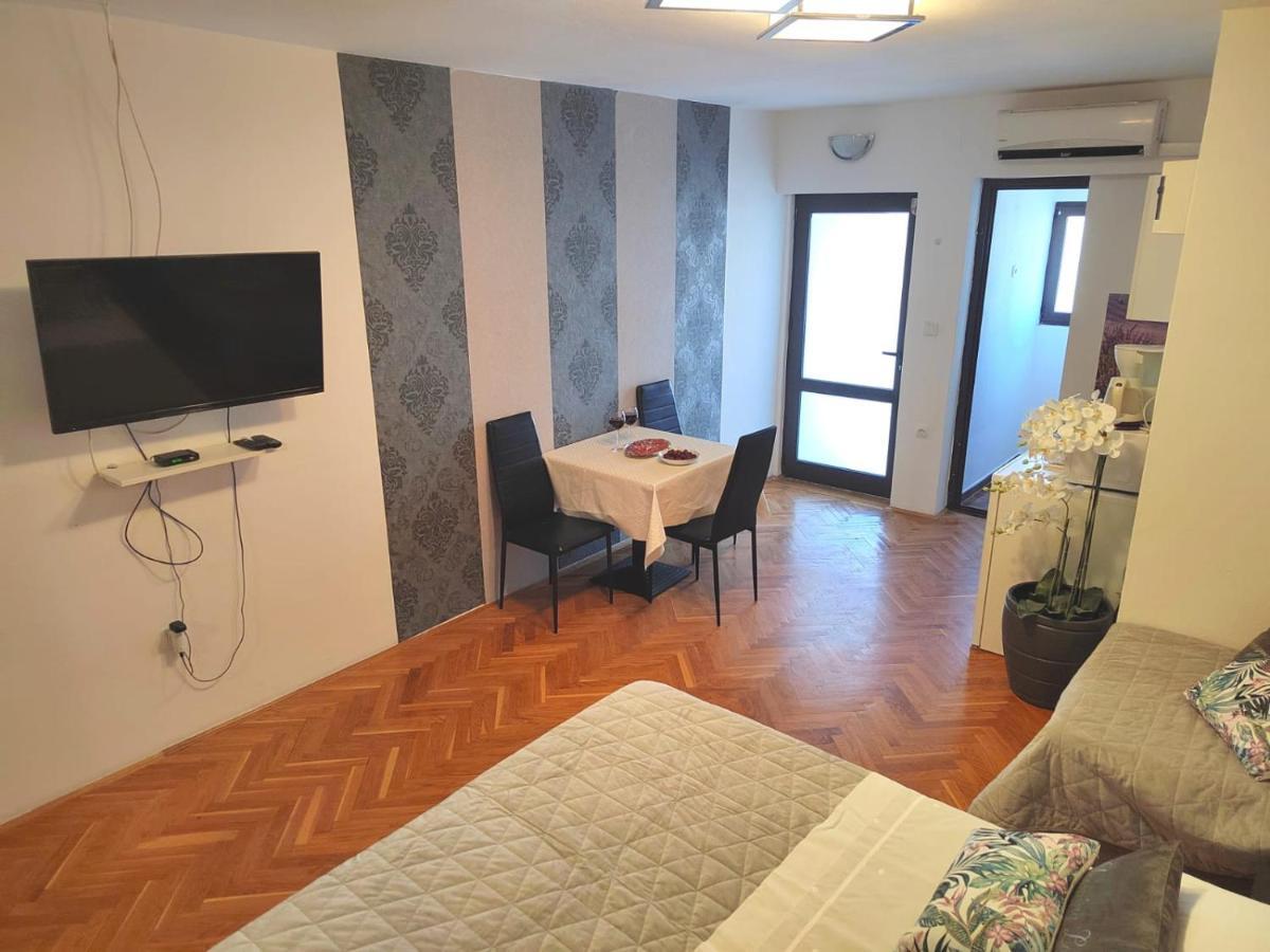 Apartment Mladenka Visnjik Zadar Exterior photo